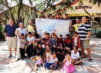 The Camel Classic organisation team present a cheque for B360,000 to the St. Camillus Foundation.